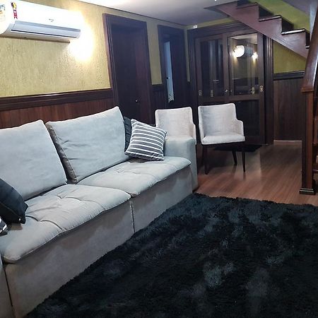 Residencia No Centro De Gramado Villa Bagian luar foto